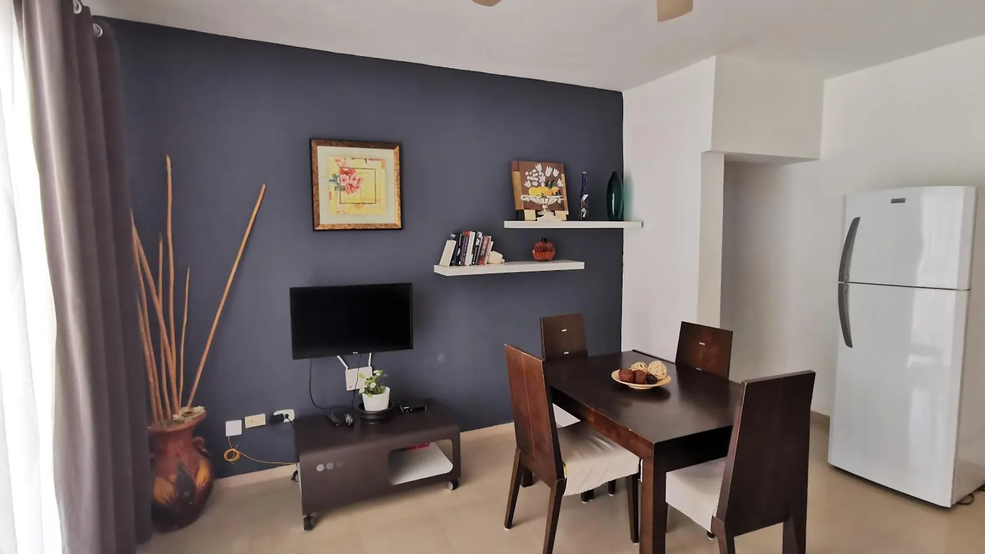 Апарт-отель Sunny Villas And Suites - Los Corales Beach - Great Location With Many Restaurants Пунта-Кана