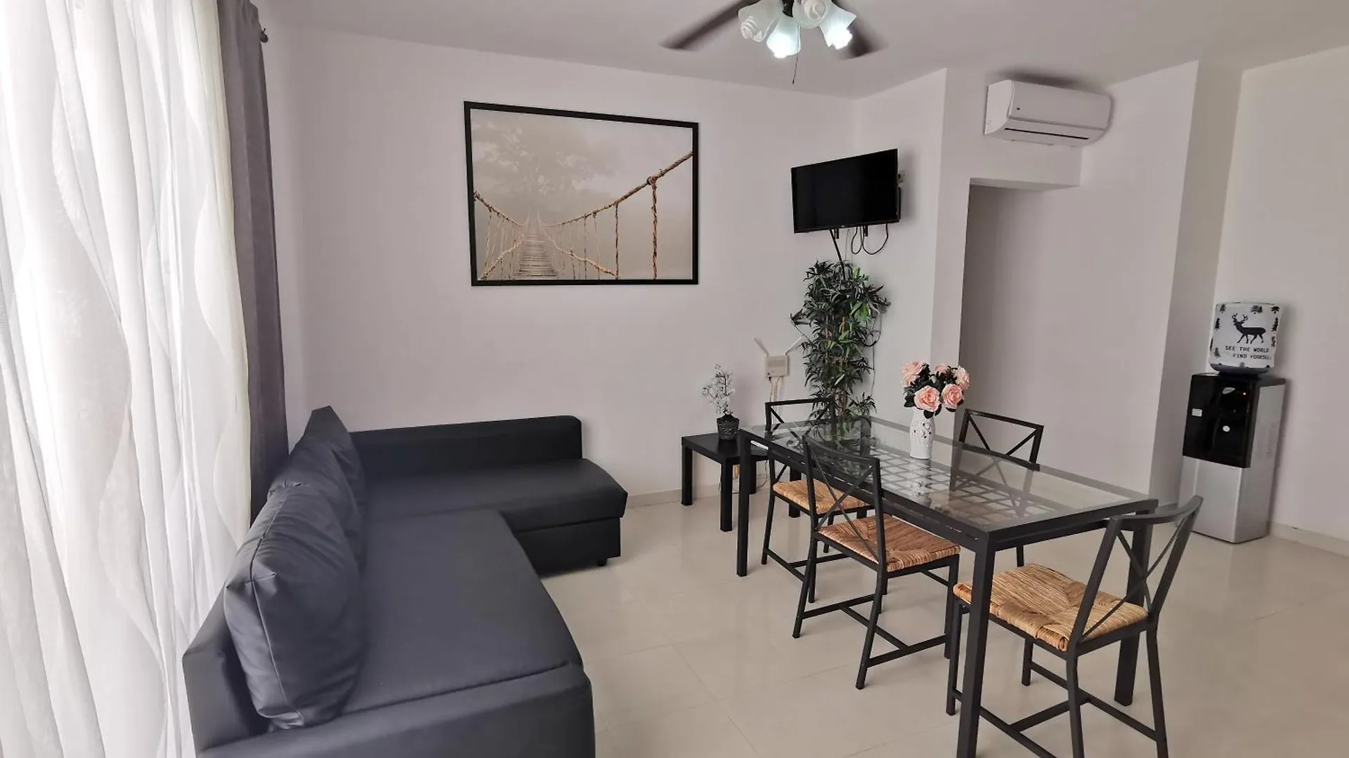 Апарт-отель Sunny Villas And Suites - Los Corales Beach - Great Location With Many Restaurants Пунта-Кана