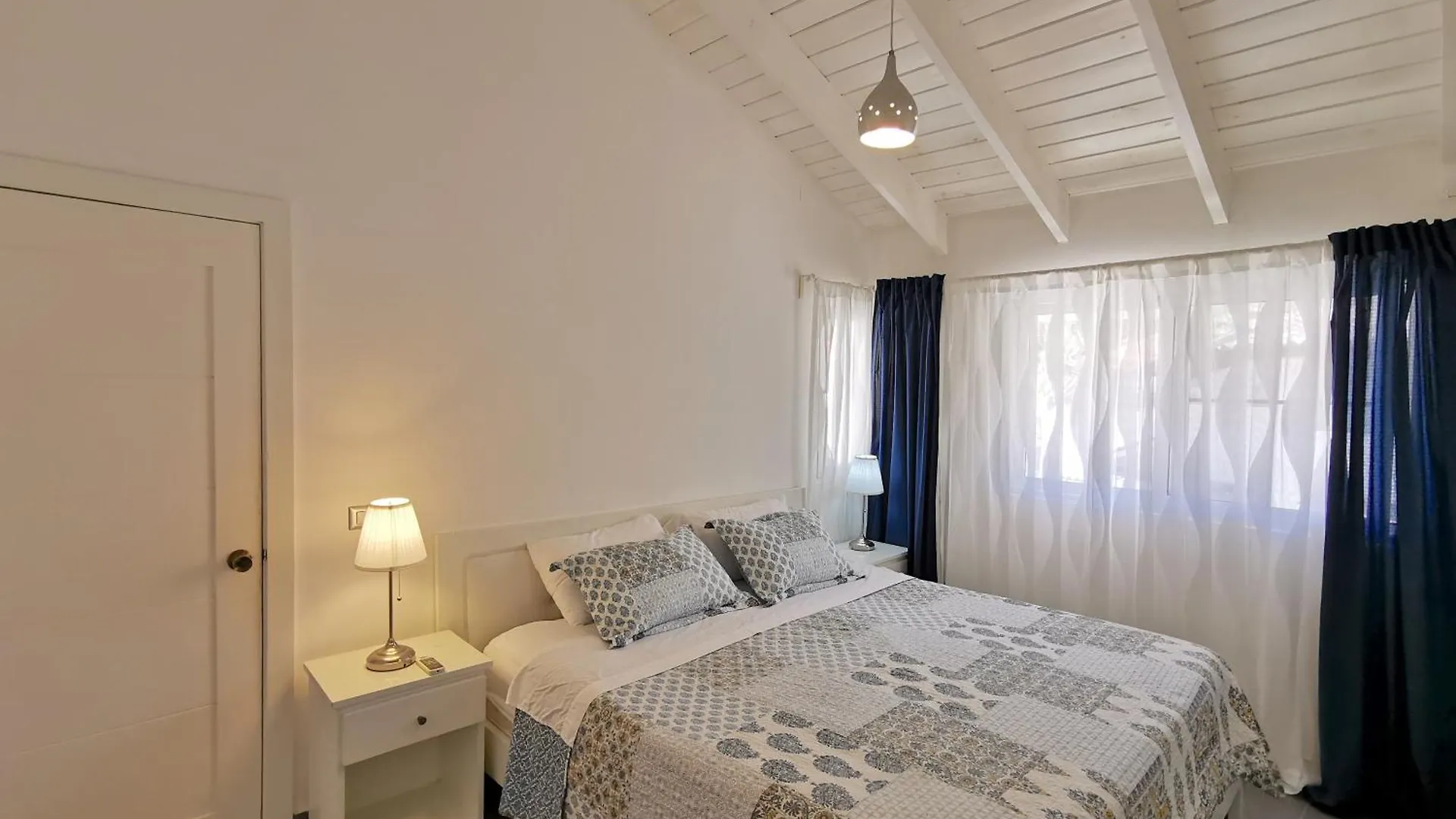 Sunny Villas And Suites - Los Corales Beach - Great Location With Many Restaurants Пунта-Кана 5*,