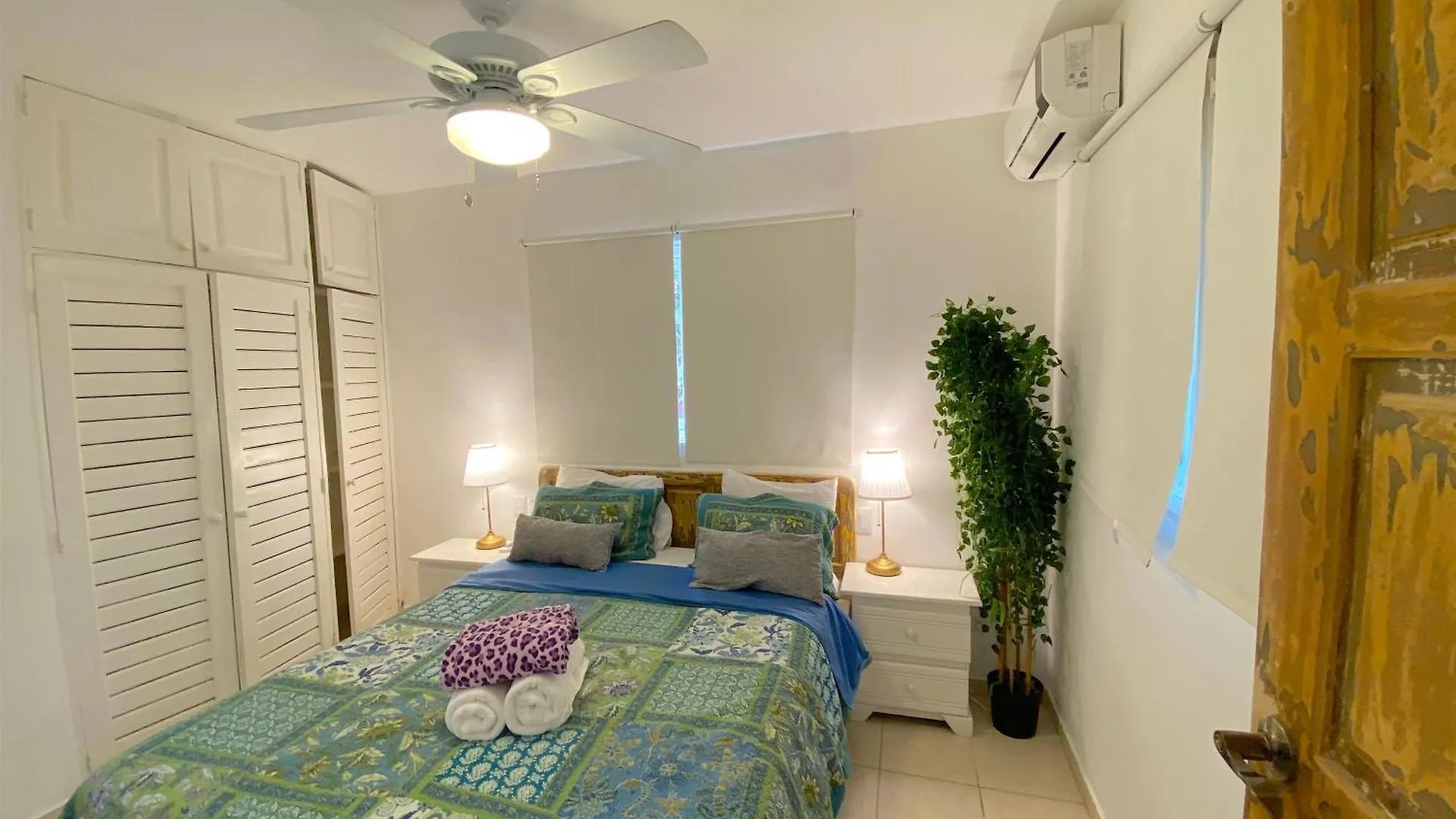Sunny Villas And Suites - Los Corales Beach - Great Location With Many Restaurants 蓬塔卡纳 5*,