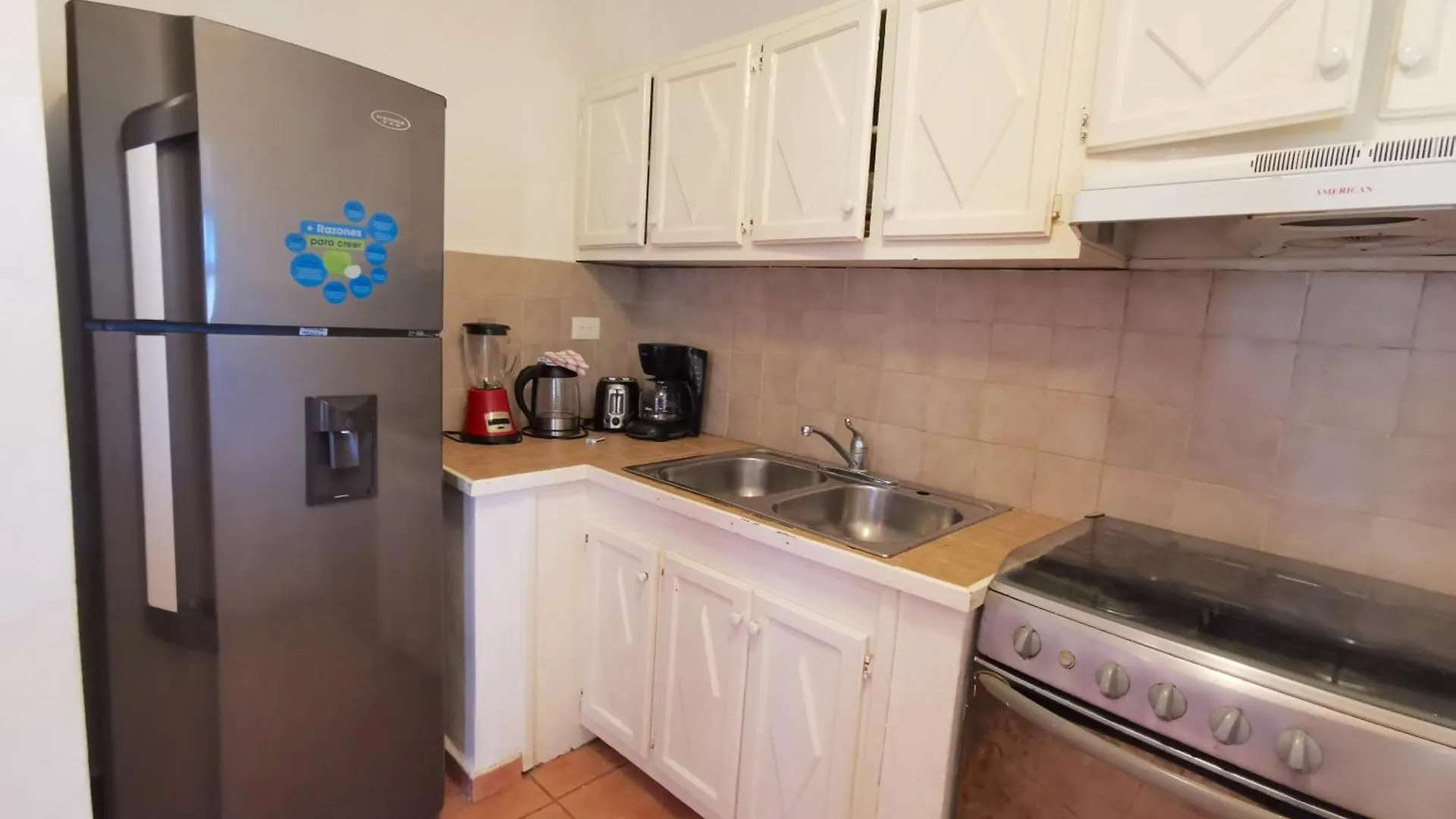 Sunny Villas And Suites - Los Corales Beach - Great Location With Many Restaurants 蓬塔卡纳